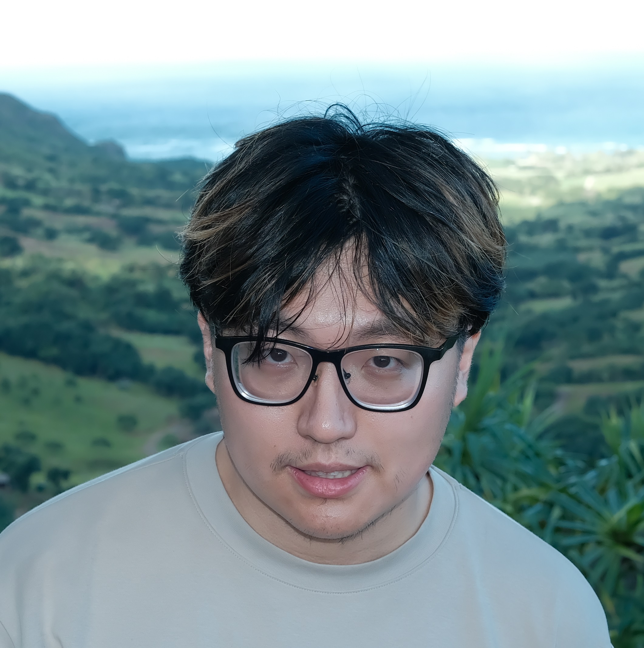 Alex (Xinglong) Sun