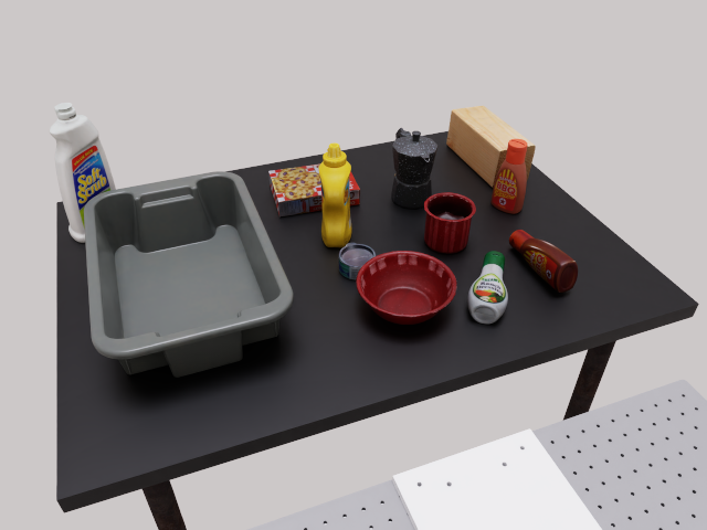 RoboLab scene for CannedFoodInBin